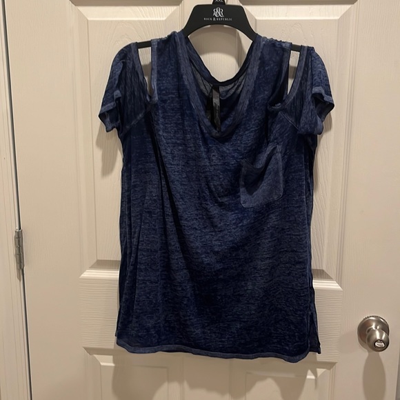 Seven7 Tops - Seven7 Blue Cold Shoulder Tee with Pocket L